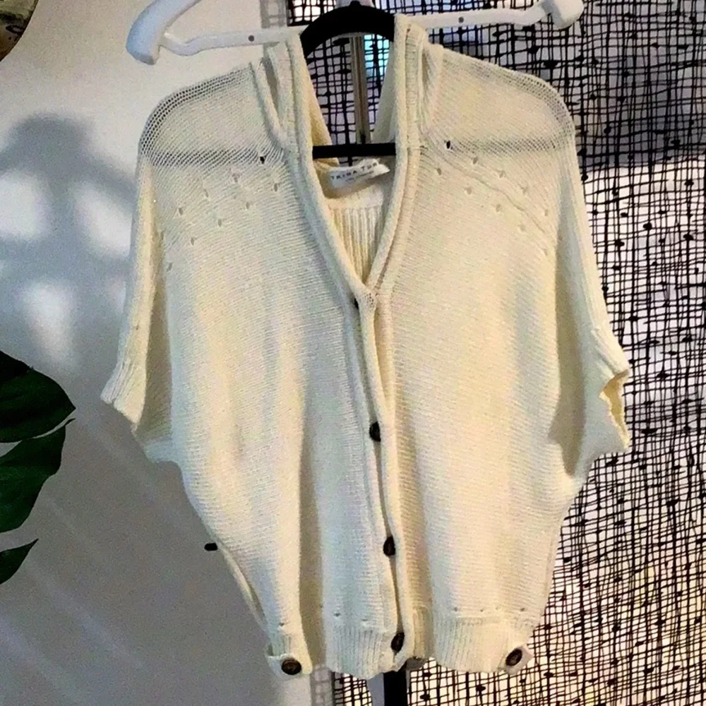 Trina Turk cotton/nylon sweater ! Very special! Never worn 💞 - Picture 1 of 6